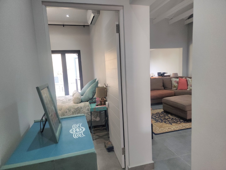 To Let 2 Bedroom Property for Rent in Ifafi North West